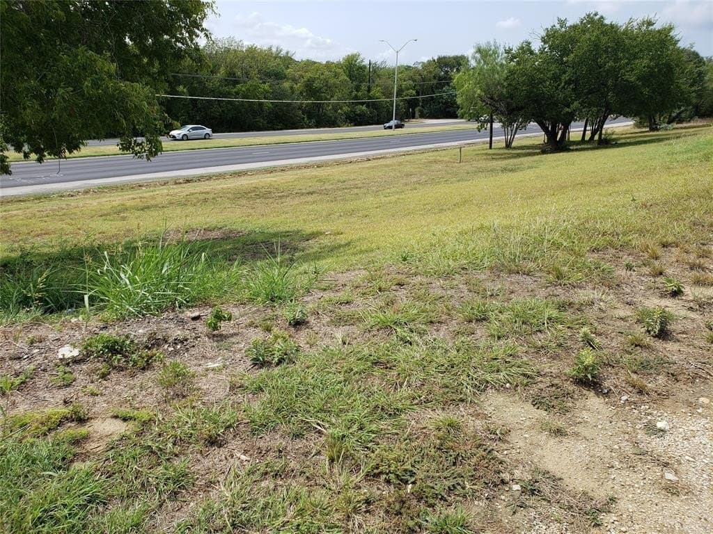 1.39 acres in Tarrant County - photo 35