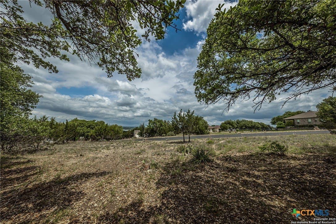 1 acres in Comal County - photo 3