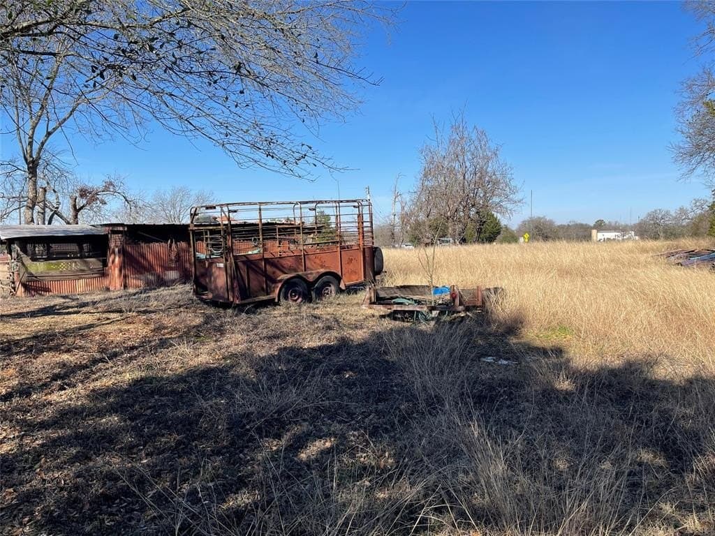 1 acres in Freestone County - photo 6