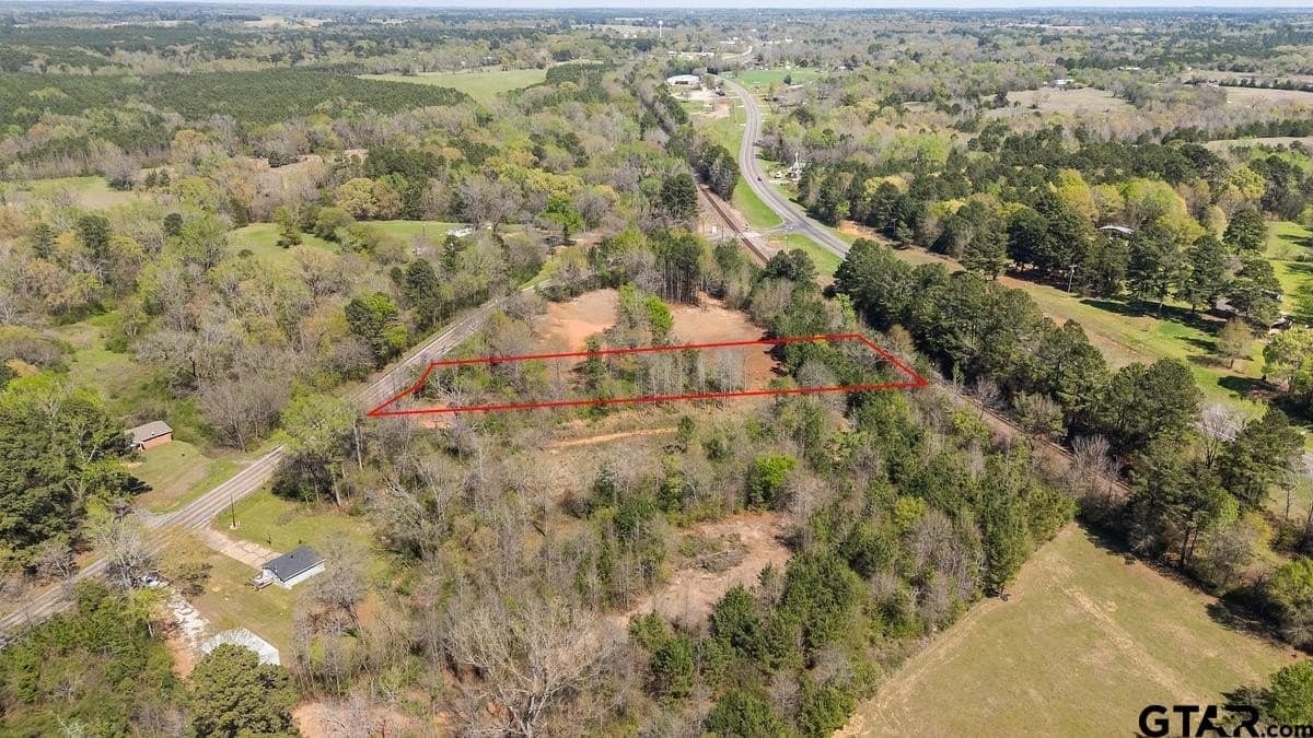 1 acres in Smith County - photo 6