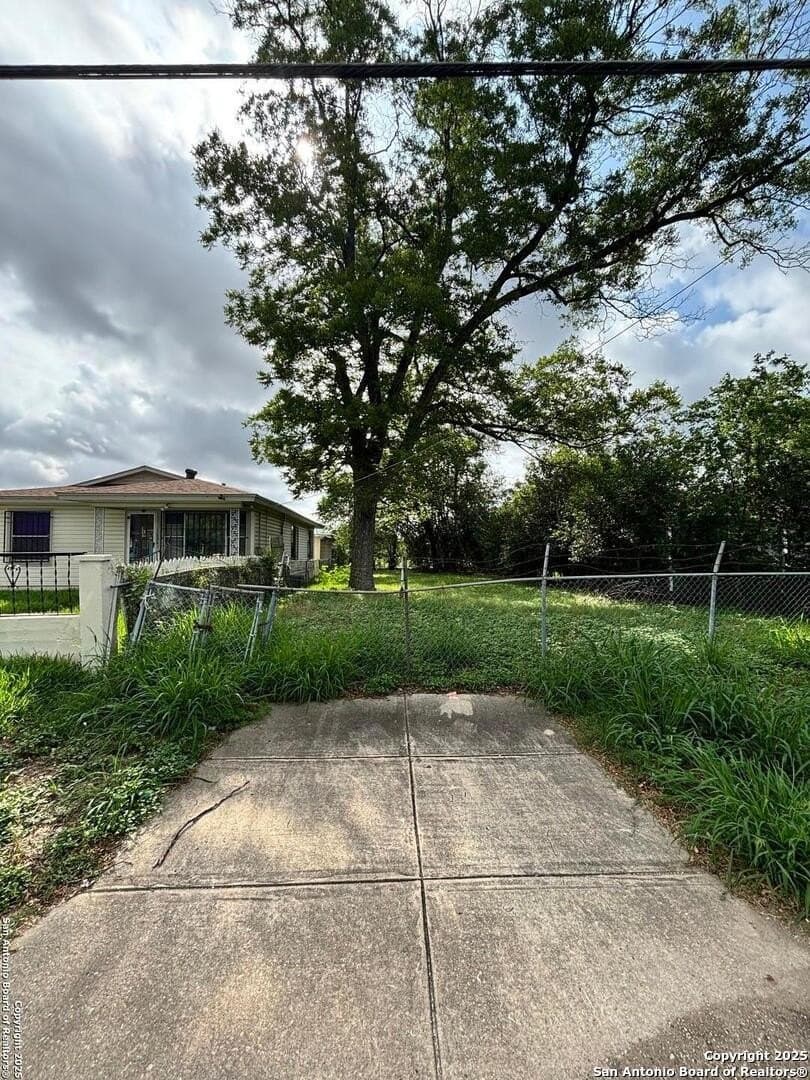 0.11 acres in Bexar County - photo 4