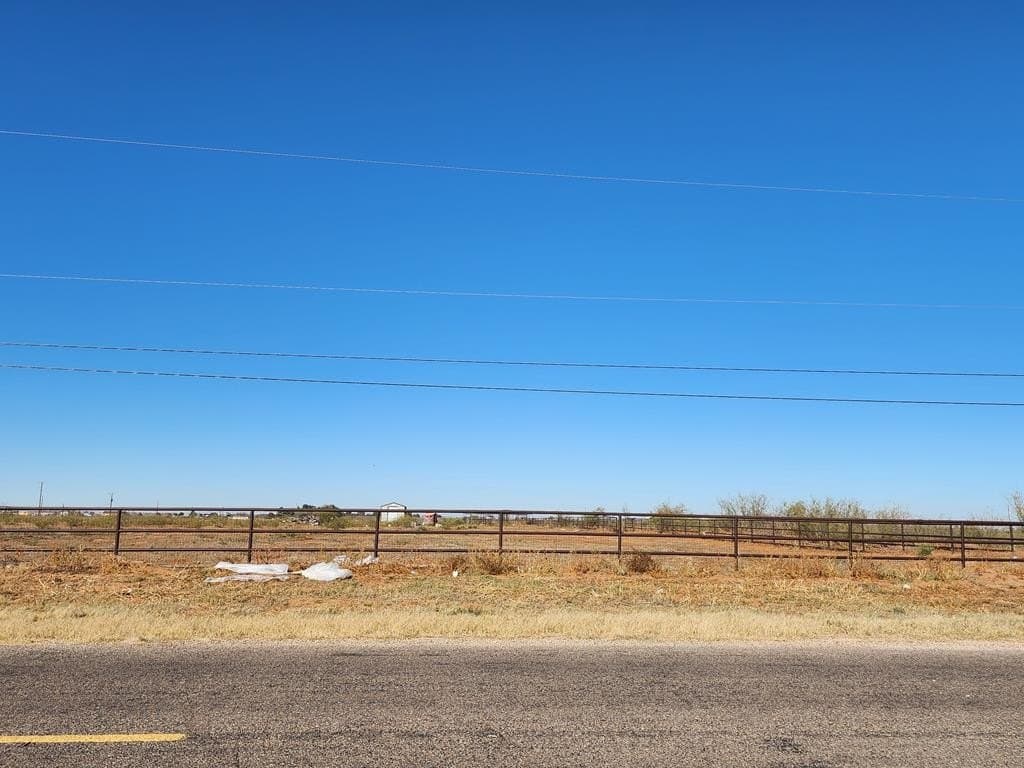 9 acres in Andrews County - photo 2