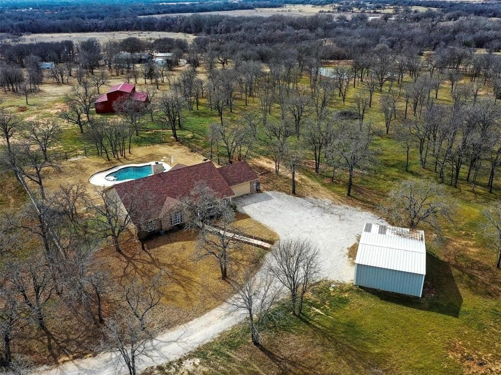 676 Private Road 3628