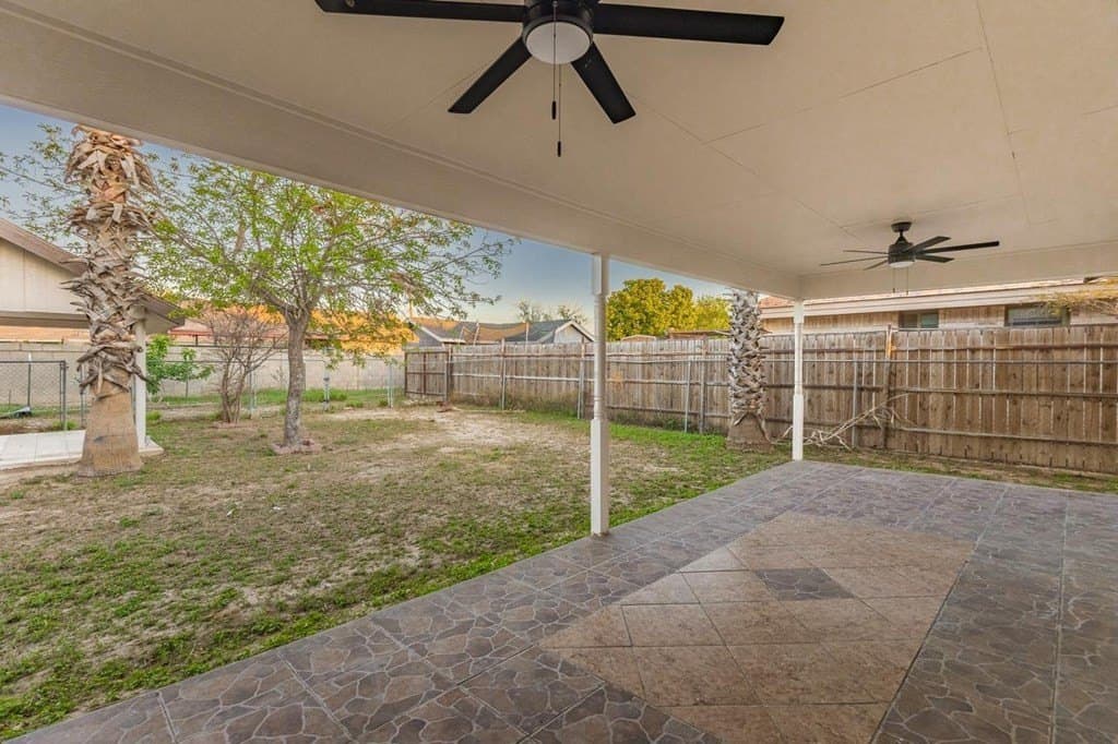 6,545 acres in Maverick County - photo 4