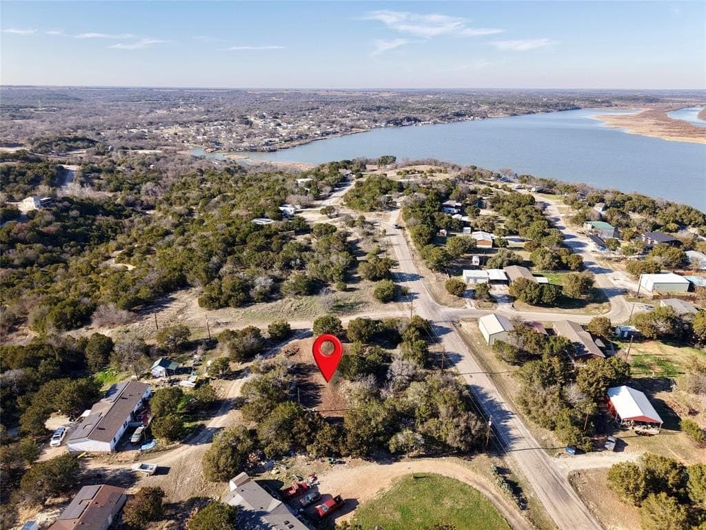 0.5 acres in Hood County - photo 9