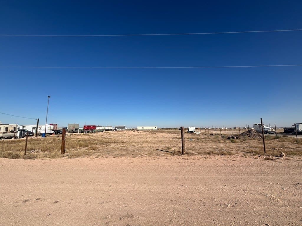 1 acres in Ector County - photo 2