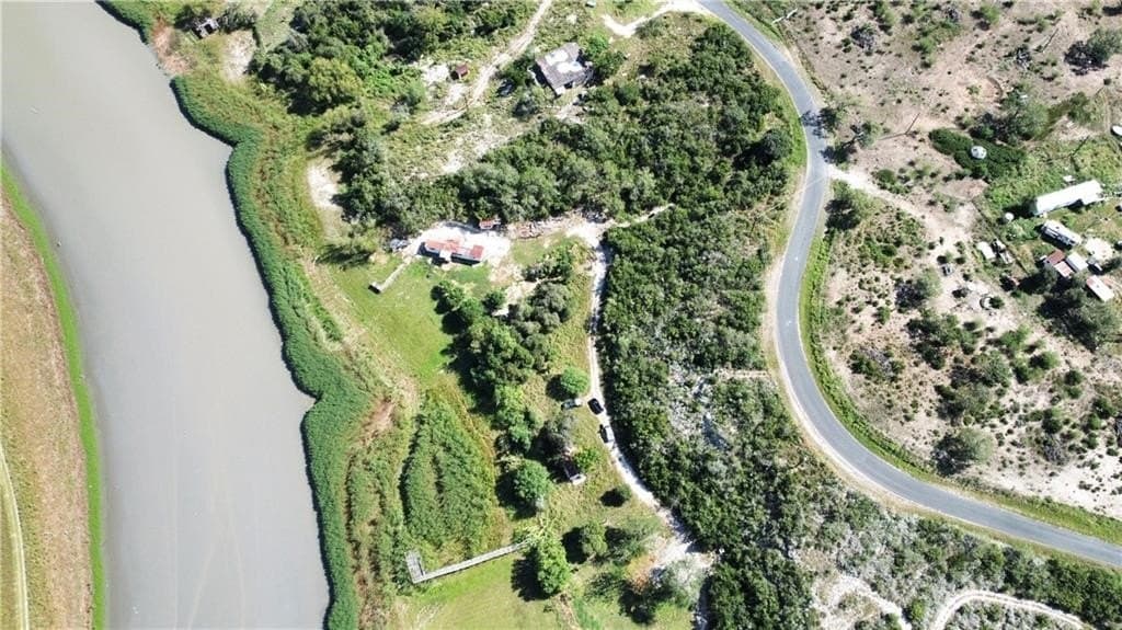 1.11 acres in Live Oak County - photo 9