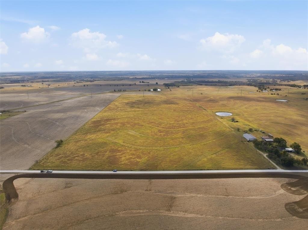 46.84 acres in Hill County - photo 2