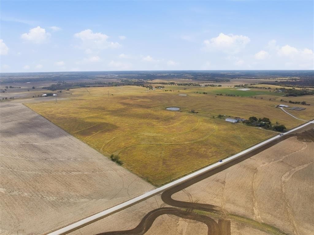 46.84 acres in Hill County - photo 3