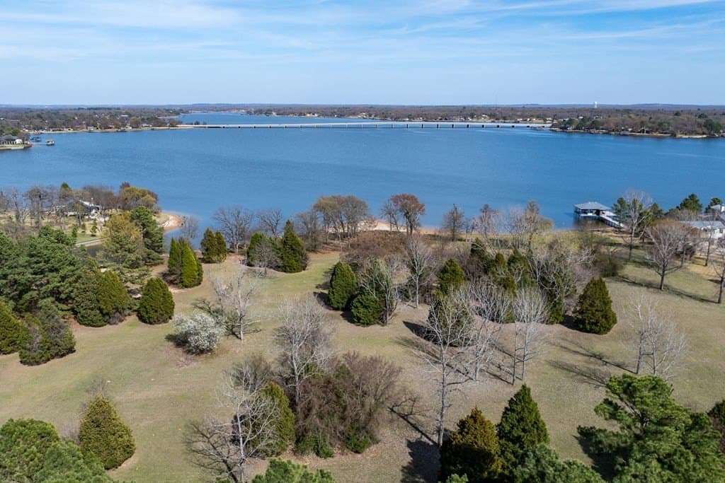 1.62 acres in Henderson County - photo 8
