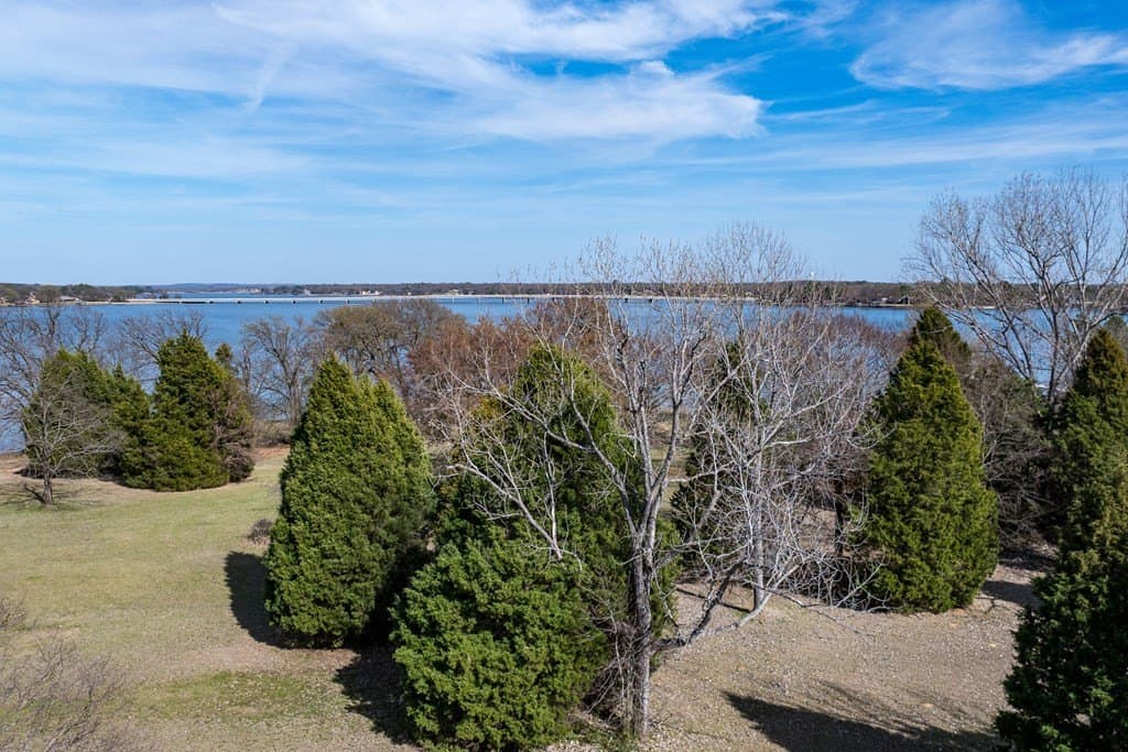 1.62 acres in Henderson County - photo 12