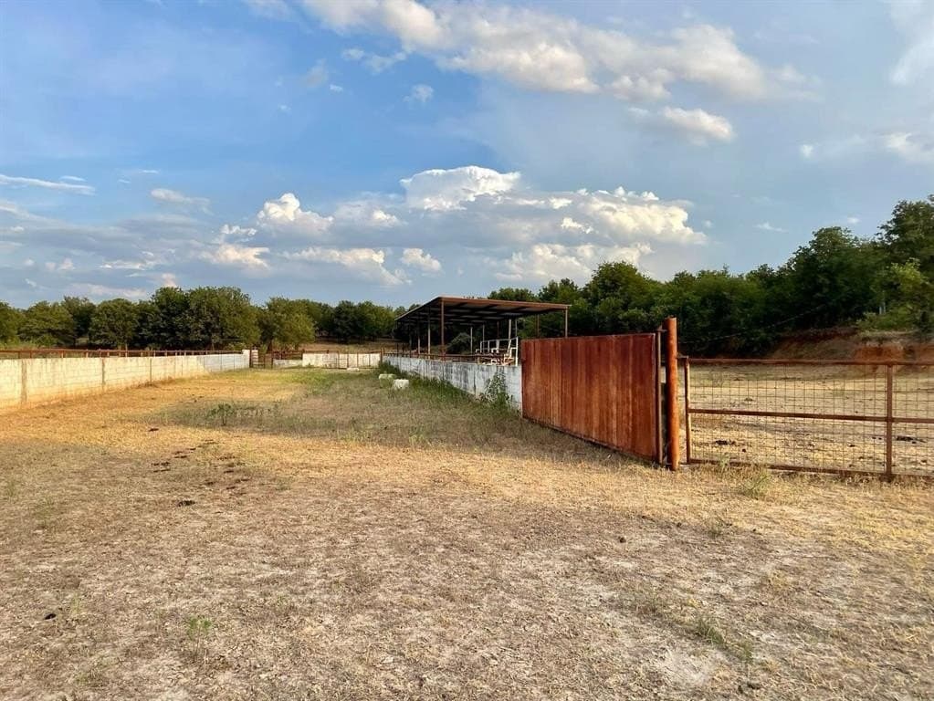 25.7 acres in Wise County - photo 11