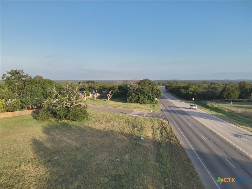0.5 acres in Lampasas County - photo 2