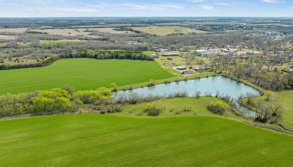 10.65 acres in Lamar County - photo 6