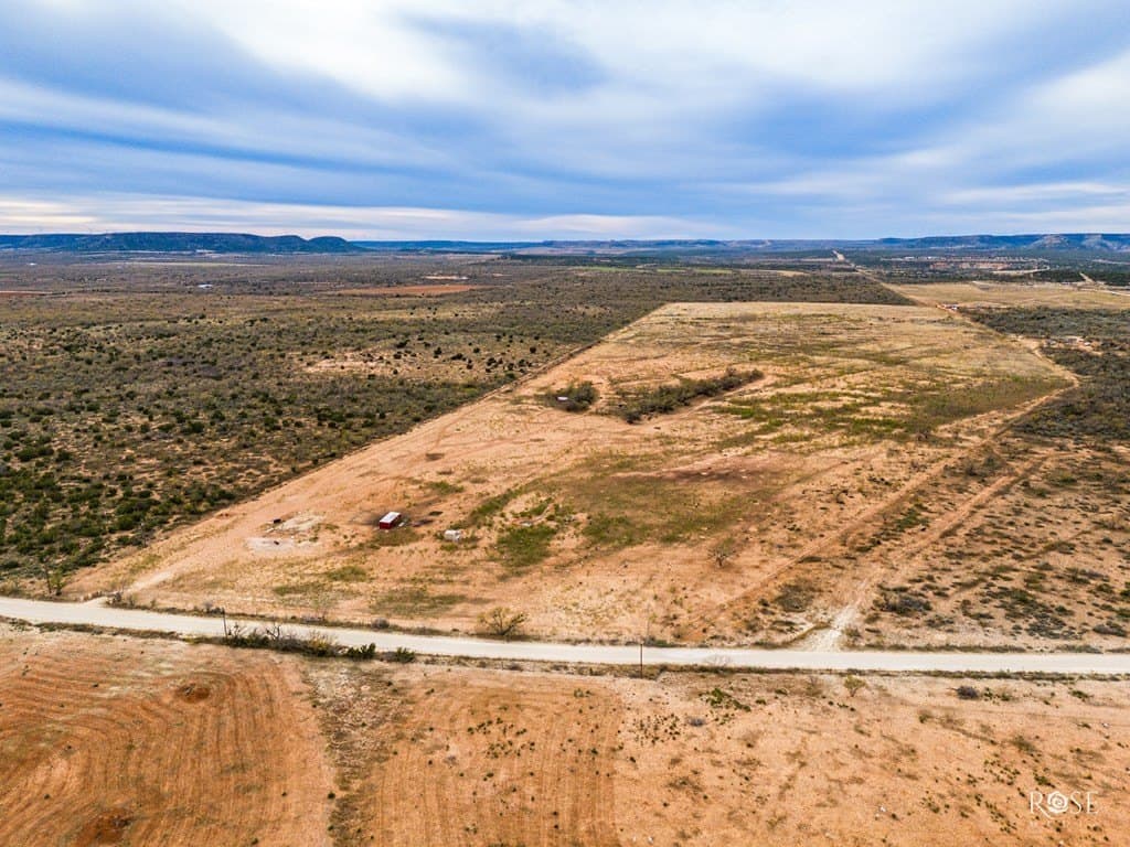 52.02 acres in Coke County - photo 4