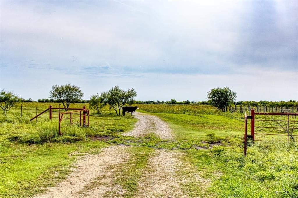 946.71 acres in Parker County - photo 32