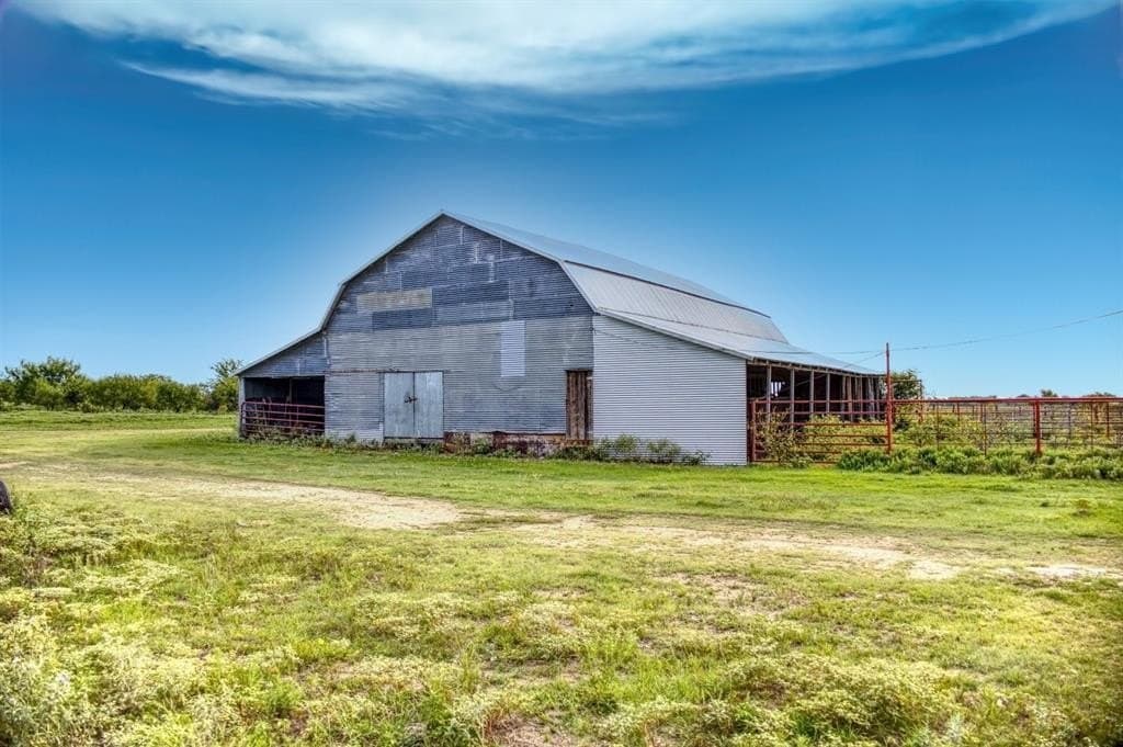 946.71 acres in Parker County - photo 7