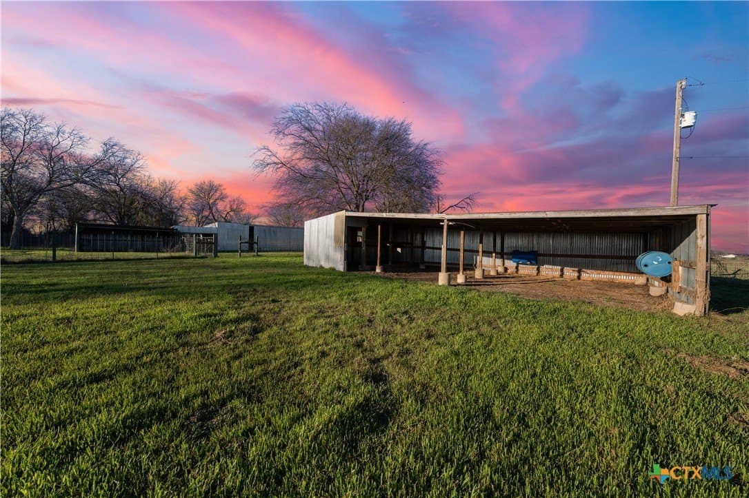 13.7 acres in McLennan County - photo 35