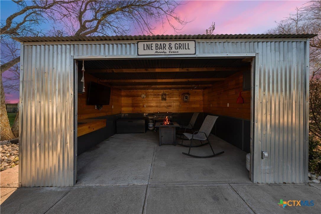 13.7 acres in McLennan County - photo 32