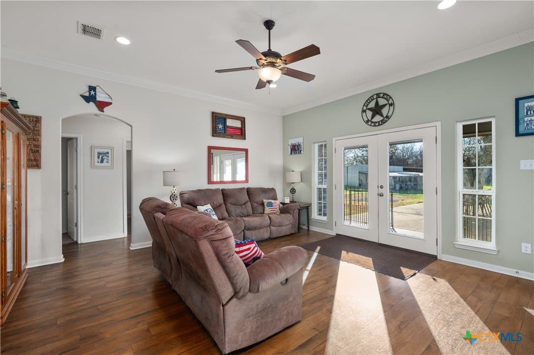 13.7 acres in McLennan County - photo 15