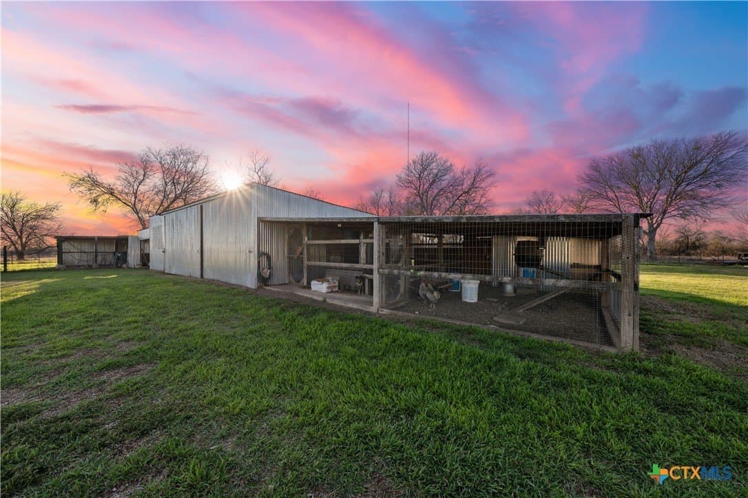 13.7 acres in McLennan County - photo 34