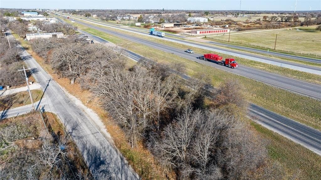 0.98 acres in Callahan County - photo 5