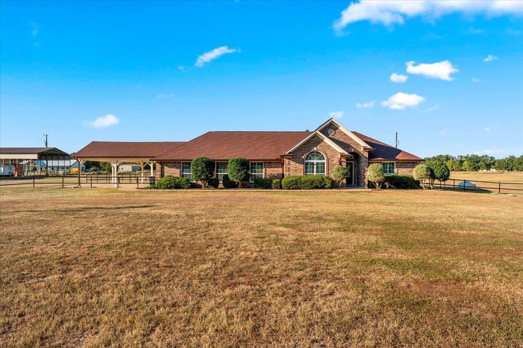 20.02 acres in Henderson County - photo 2