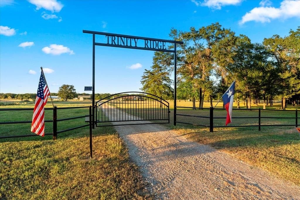 20.02 acres in Henderson County - photo 18