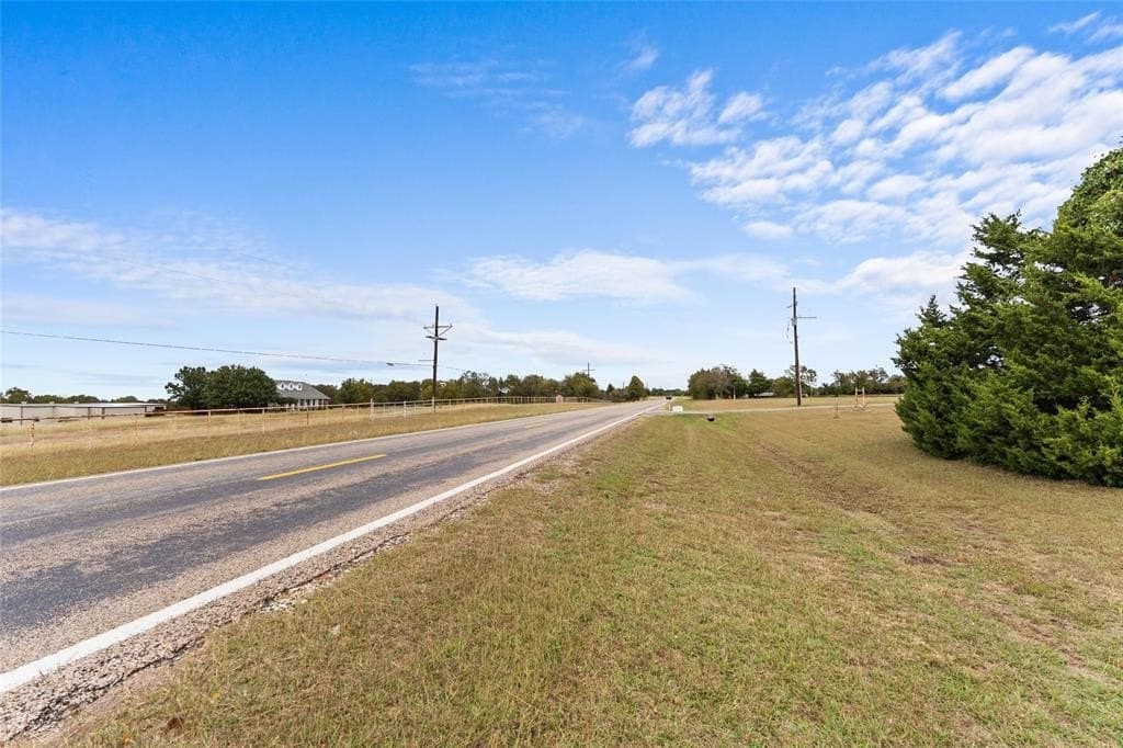 36.69 acres in Hunt County - photo 5