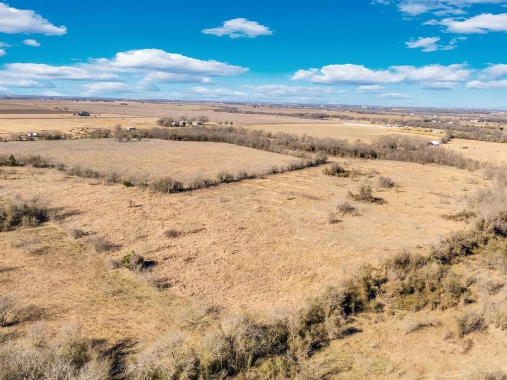 38.5 acres in Ellis County - photo 12