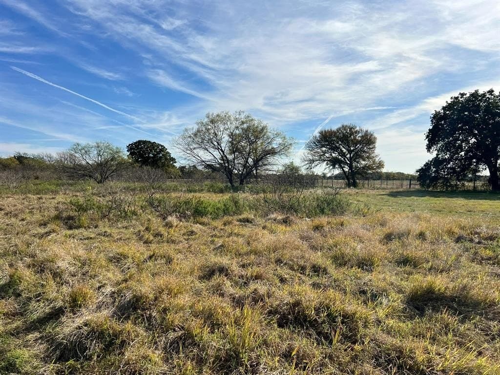 10.49 acres in McLennan County - photo 9