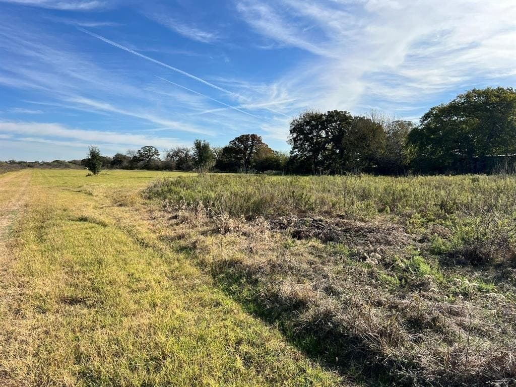 10.49 acres in McLennan County - photo 4