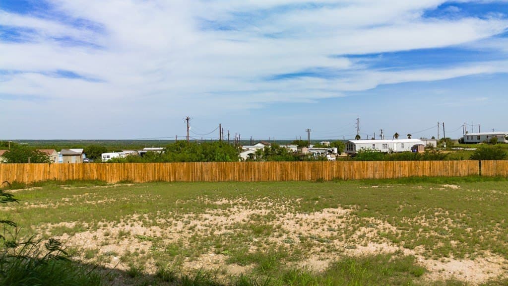 26,060 acres in Maverick County - photo 12