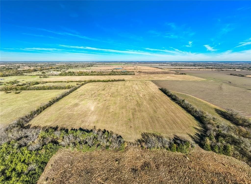 25 acres in Lamar County - photo 23