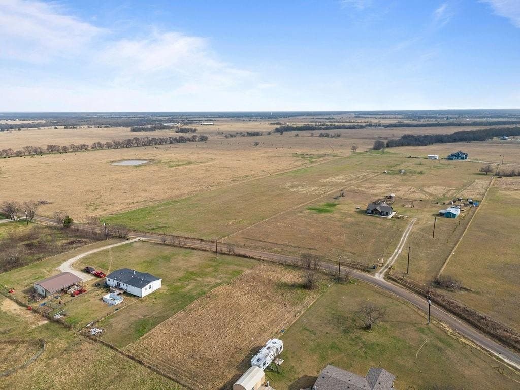 10.19 acres in Kaufman County - photo 11