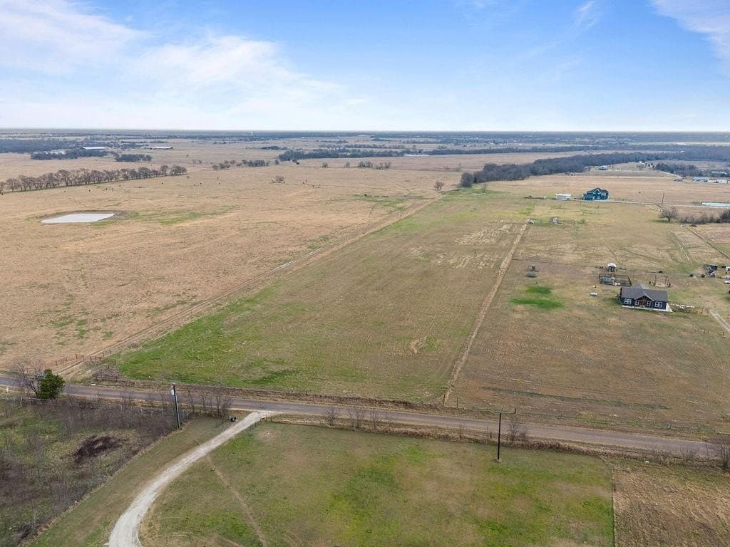 10.19 acres in Kaufman County - photo 3