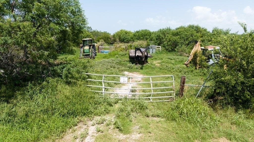 30 acres in Refugio County - photo 3