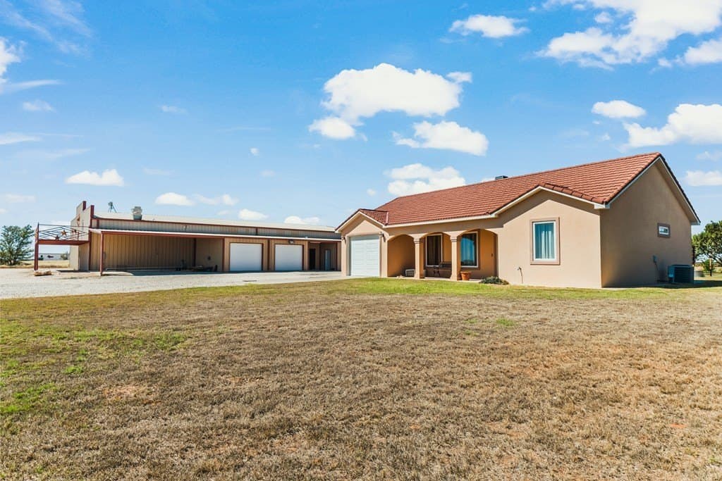 20.01 acres in Gaines County - photo 23