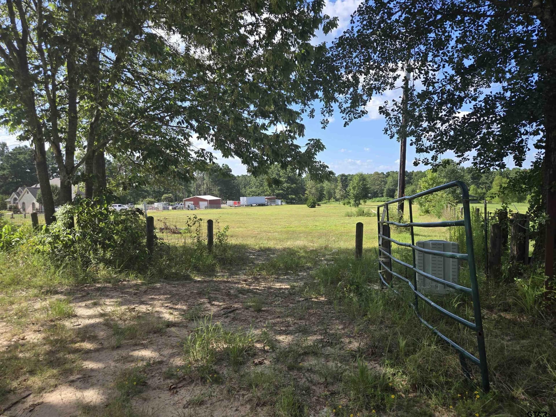 4.23 acres in Smith County - photo 2