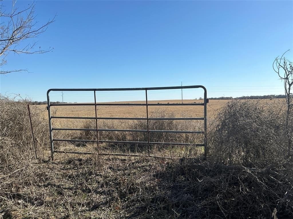13.29 acres in Comanche County - photo 2
