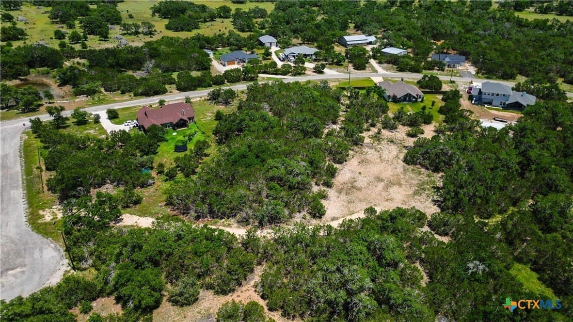 1.3 acres in Comal County - photo 2