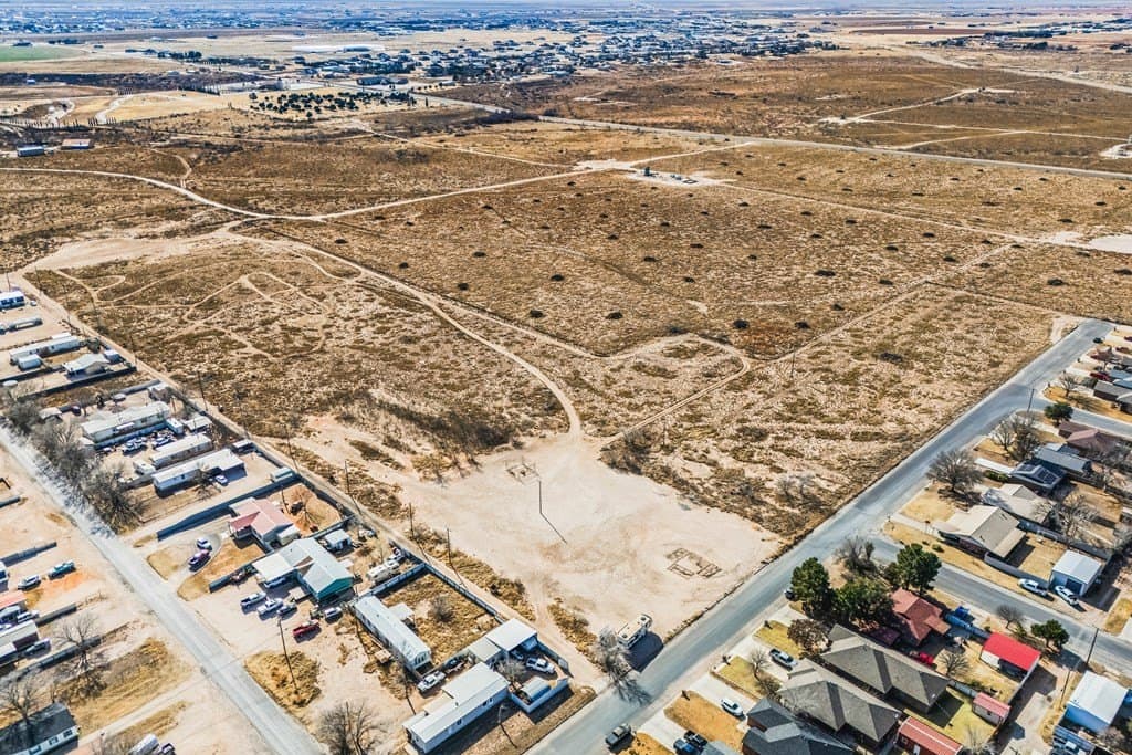 13 acres in Gaines County - photo 2