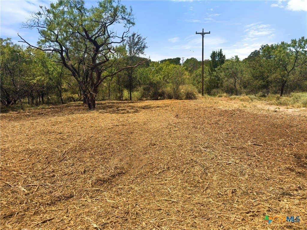 0.2 acres in Llano County - photo 6