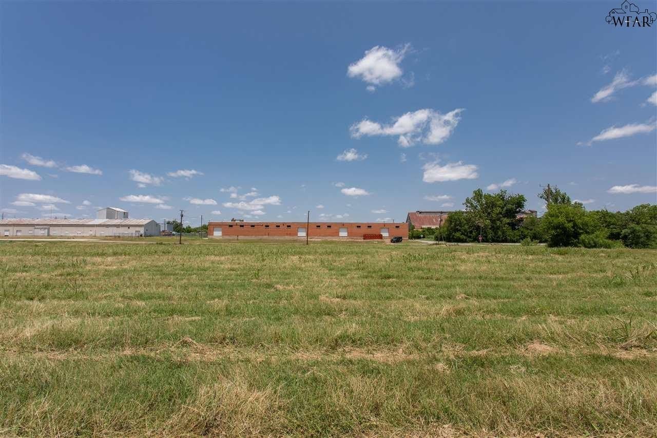 5.8 acres in Wichita County - photo 21