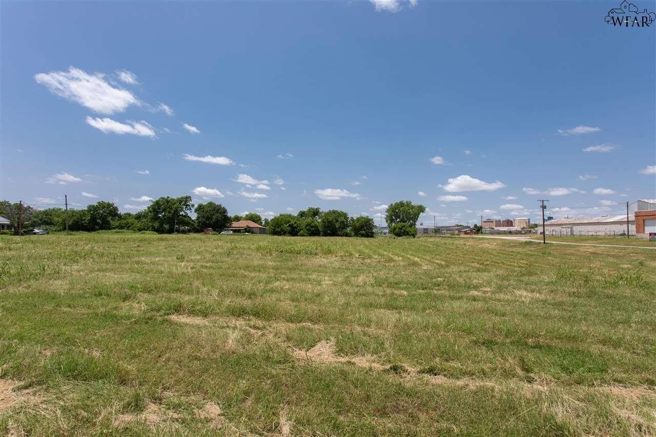 5.8 acres in Wichita County - photo 17