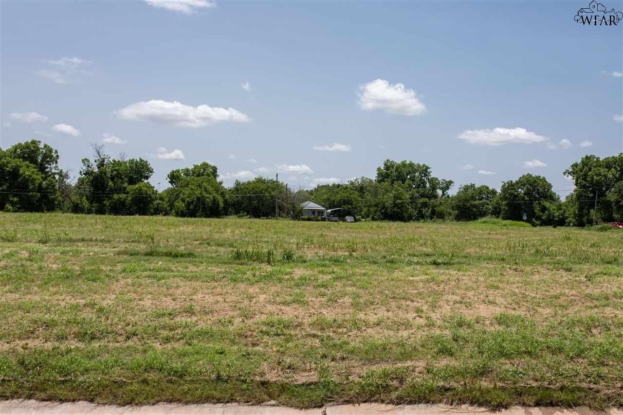 5.8 acres in Wichita County - photo 10