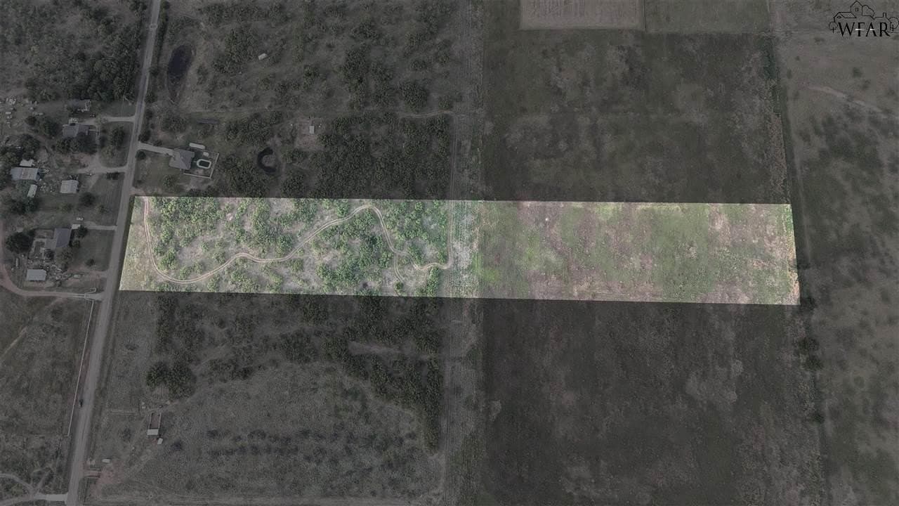9.86 acres in Wichita County - photo 3