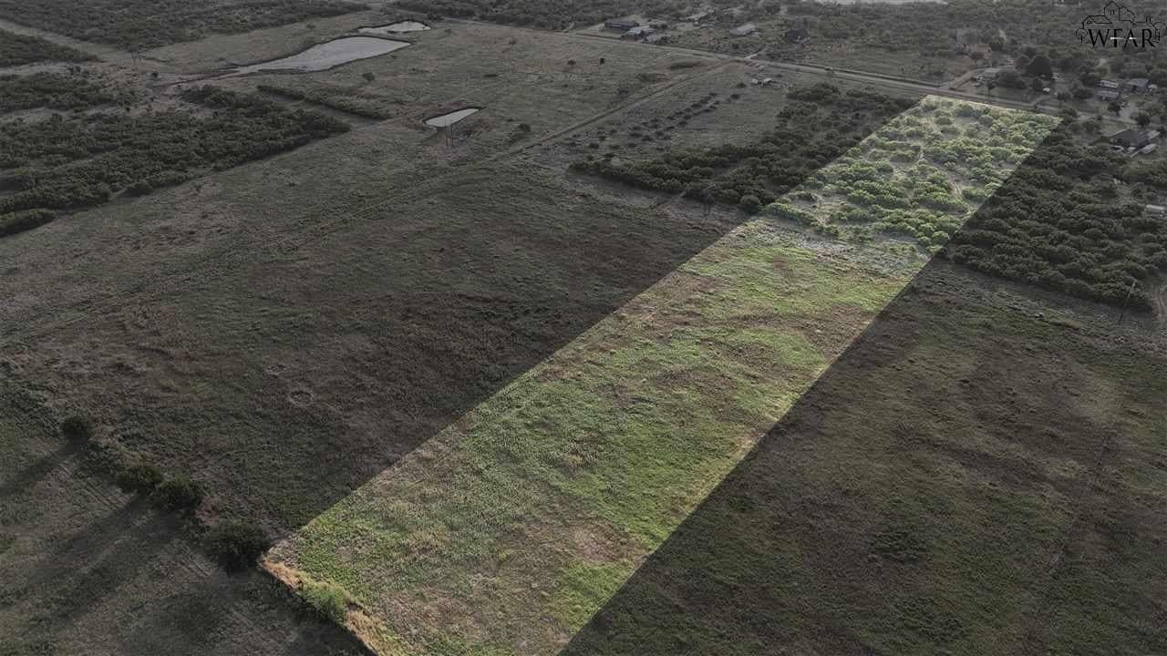 9.86 acres in Wichita County - photo 7