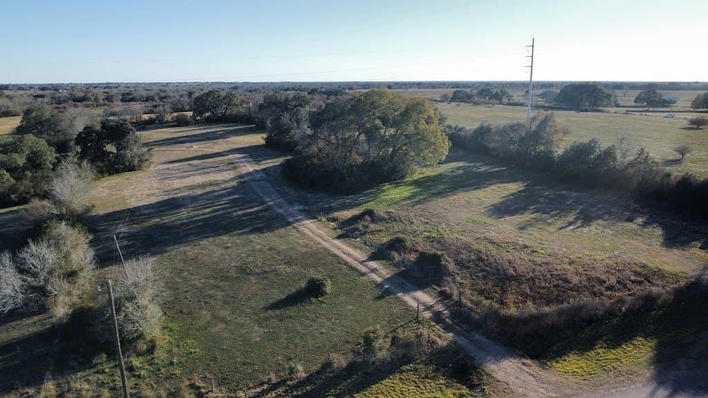 100.79 acres in Colorado County - photo 2