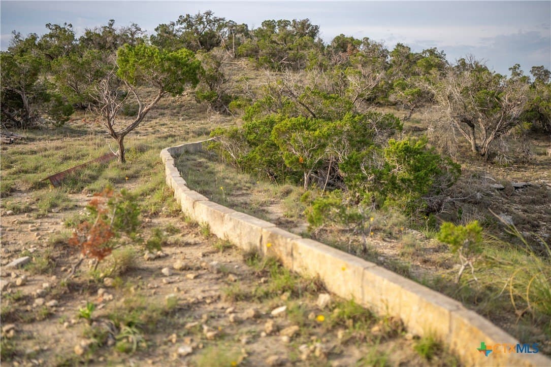 100.01 acres in Hays County - photo 38